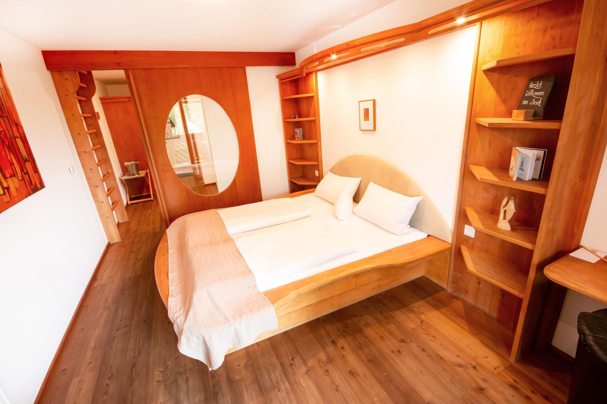 Hotel & Gasthaus Dresch Erl エクステリア 写真