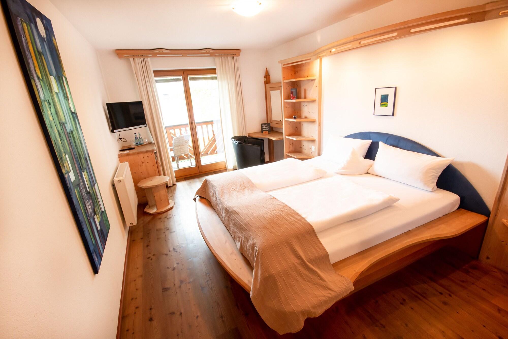 Hotel & Gasthaus Dresch Erl エクステリア 写真