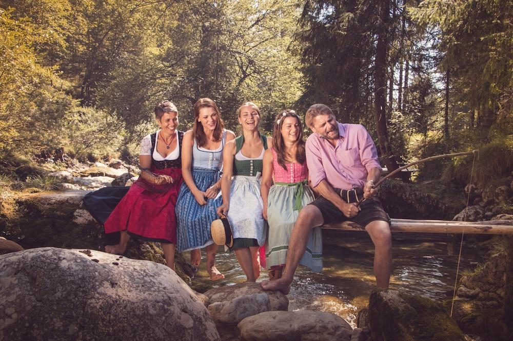 Hotel & Gasthaus Dresch Erl エクステリア 写真