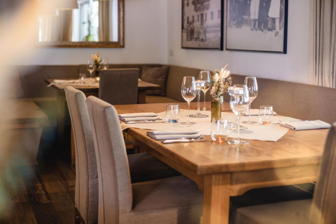 Hotel & Gasthaus Dresch Erl エクステリア 写真