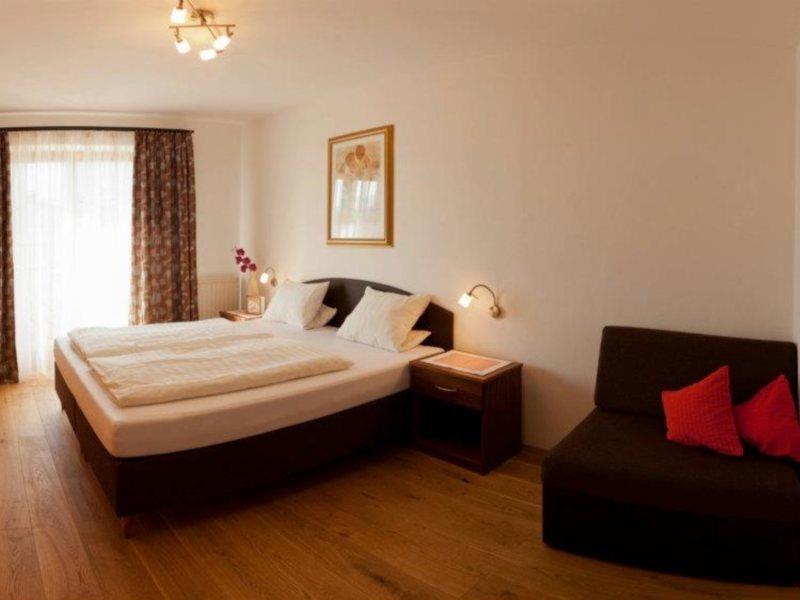 Hotel & Gasthaus Dresch Erl エクステリア 写真