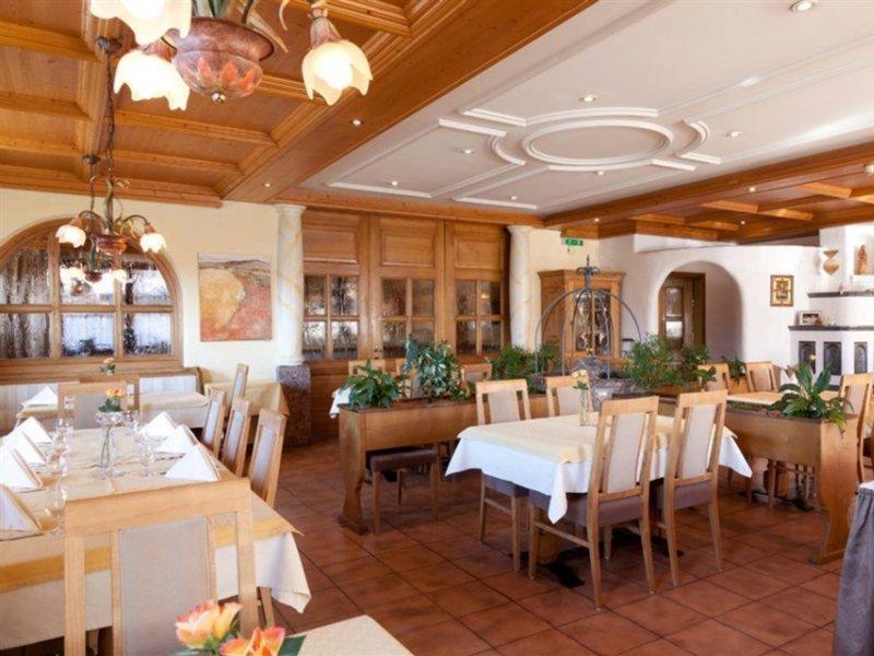 Hotel & Gasthaus Dresch Erl エクステリア 写真
